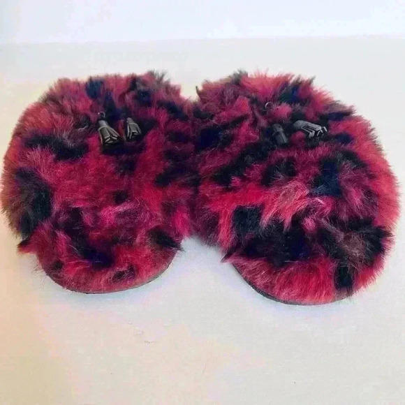 Coach Zoe Slipper with Oceot Print - Picture 4 of 7